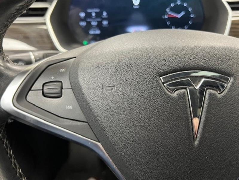 tesla Model S 2014 - 15