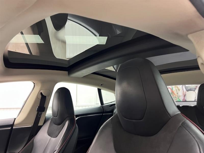 tesla Model S 2014 - 24