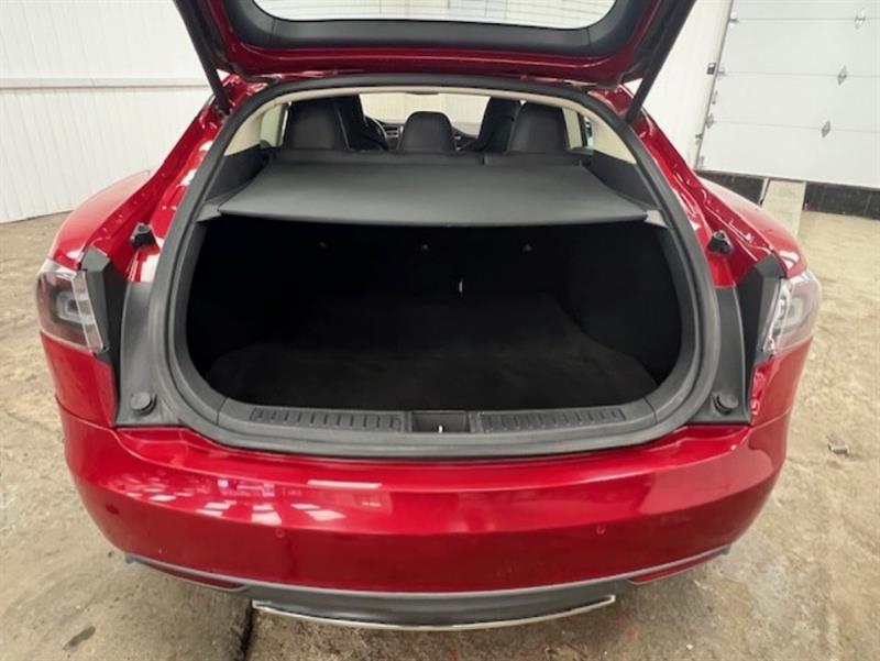 tesla Model S 2014 - 28