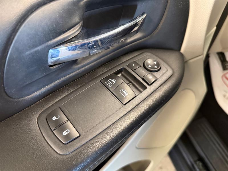 dodge Grand Caravan 2013 - 12