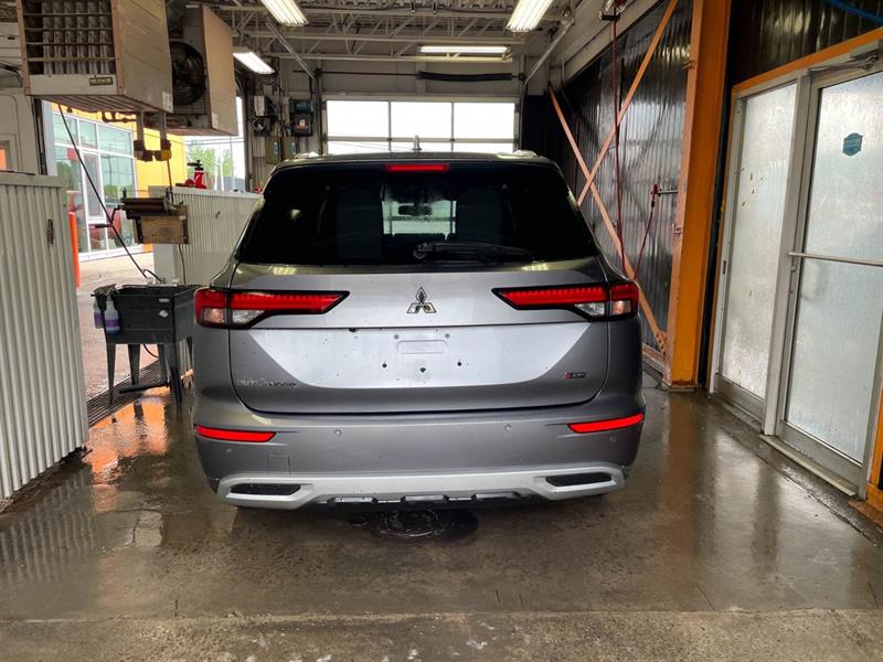 mitsubishi Outlander 2022 - 9