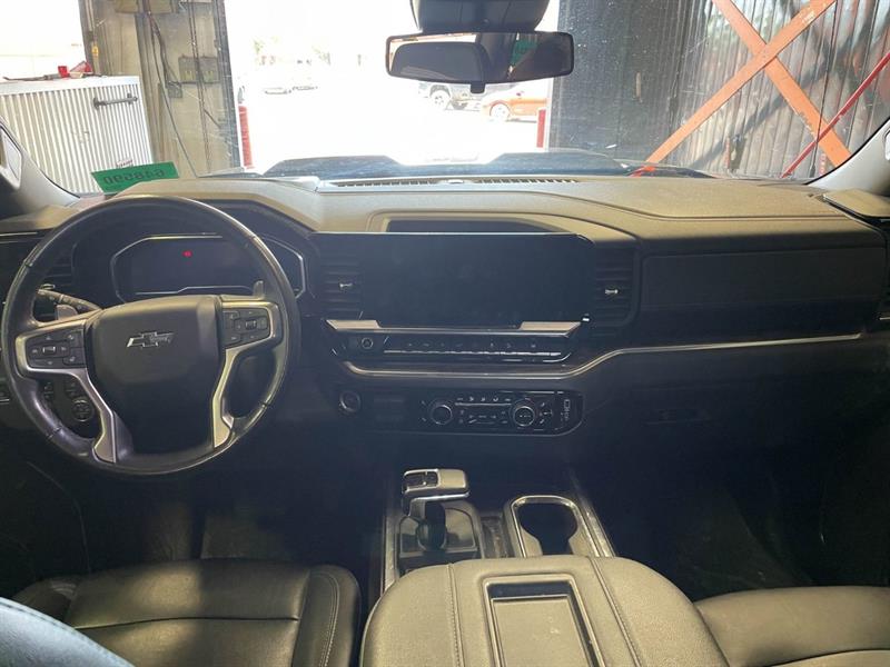 chevrolet Silverado 1500 2022 - 12
