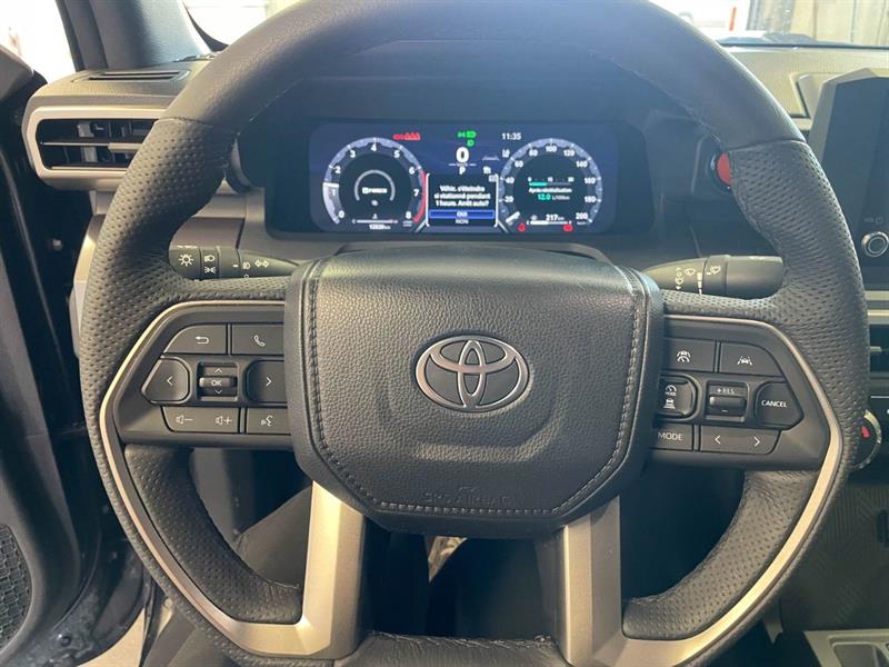toyota Tacoma 2025 - 14