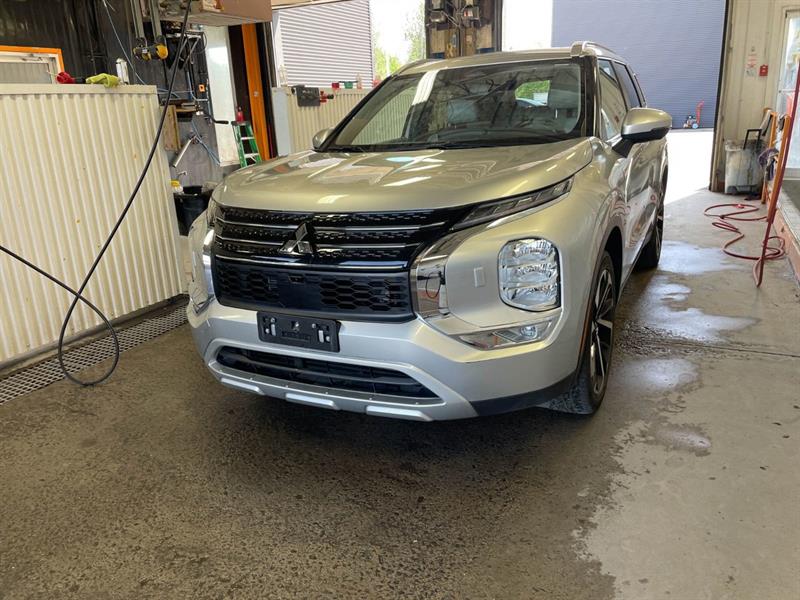 mitsubishi Outlander 2023