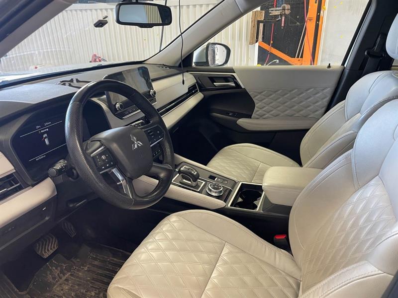 mitsubishi Outlander 2023 - 5