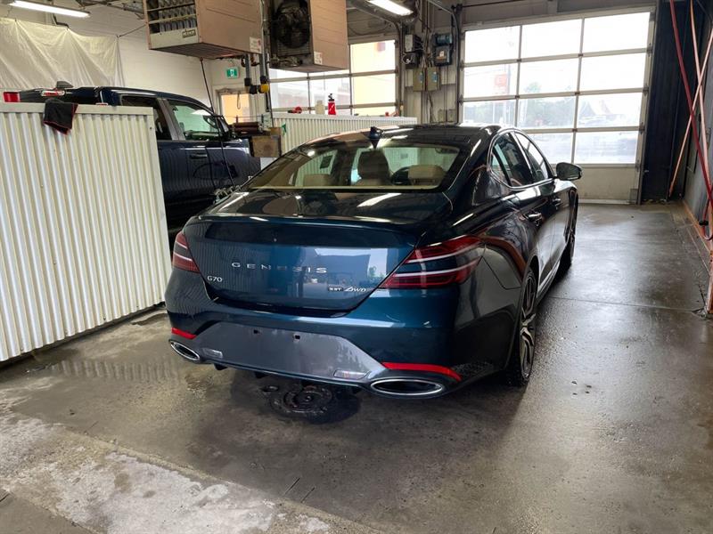 genesis G70 2022 - 10