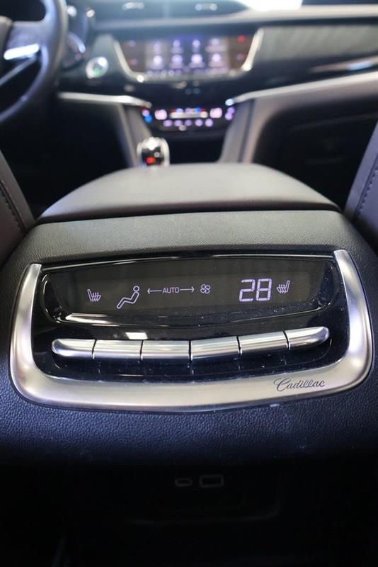 cadillac XT6 2022 - 23