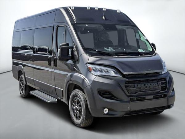 ram ProMaster fourgon vitré 2025