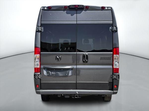 ram ProMaster fourgon vitré 2025 - 4