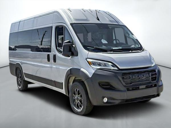 ram ProMaster fourgon vitré 2025