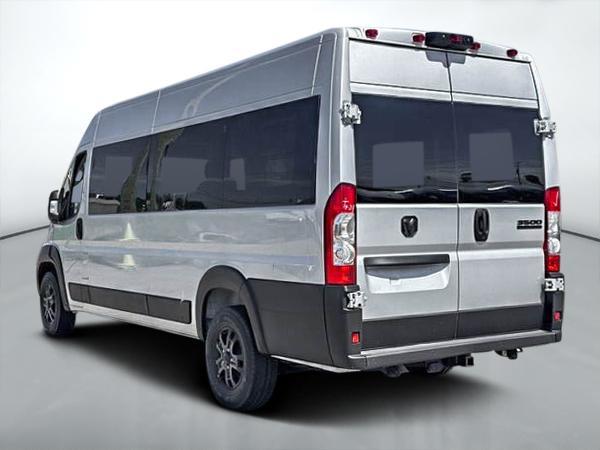 ram ProMaster fourgon vitré 2025 - 5