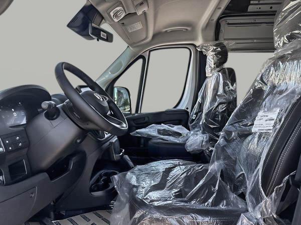 ram ProMaster fourgon vitré 2025 - 10