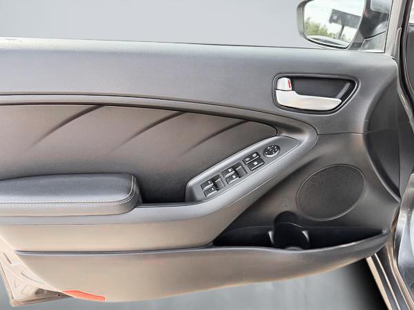kia 5 portes Forte 2017 - 11