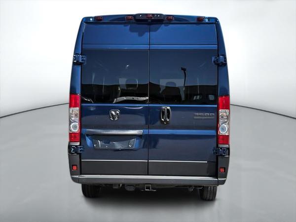 ram ProMaster fourgon vitré 2025 - 4