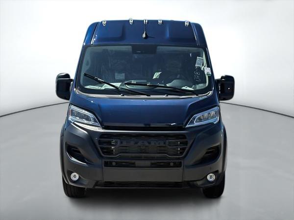 ram ProMaster fourgon vitré 2025 - 8