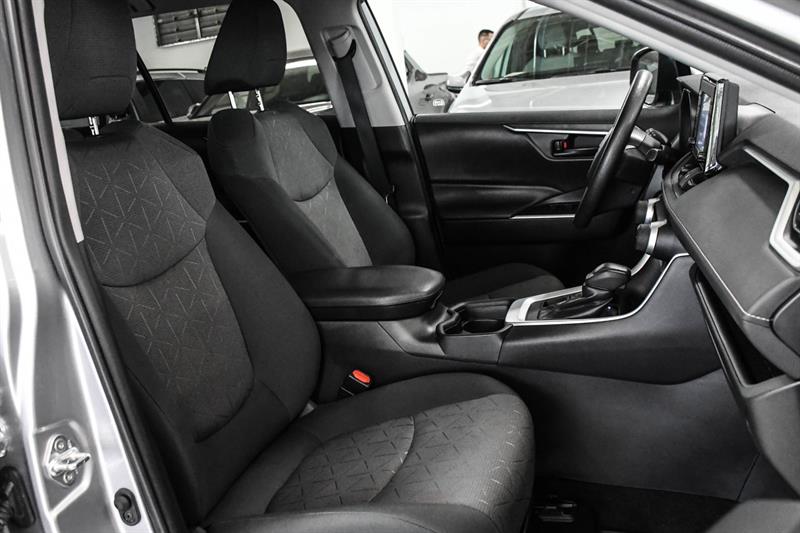 toyota RAV4 2019 - 16