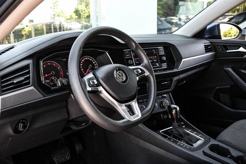volkswagen Jetta 2019 - 8