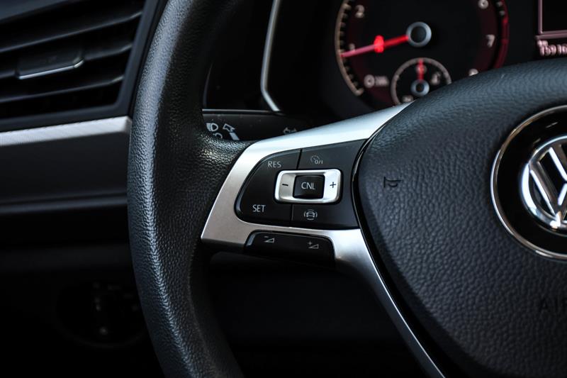 volkswagen Jetta 2019 - 15