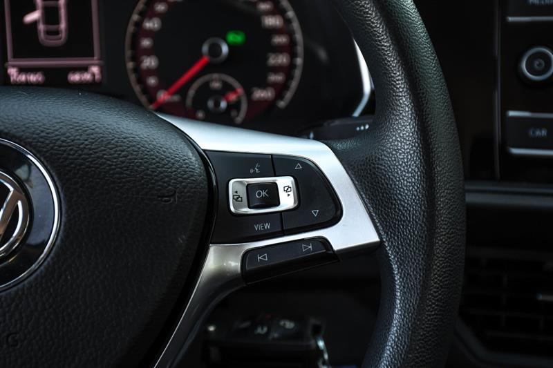 volkswagen Jetta 2019 - 16