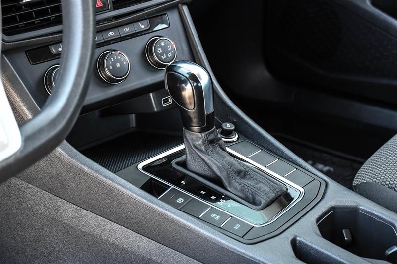 volkswagen Jetta 2019 - 21