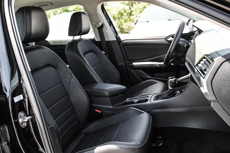 volkswagen Jetta 2023 - 9