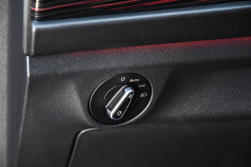 volkswagen Jetta GLI 2022 - 16