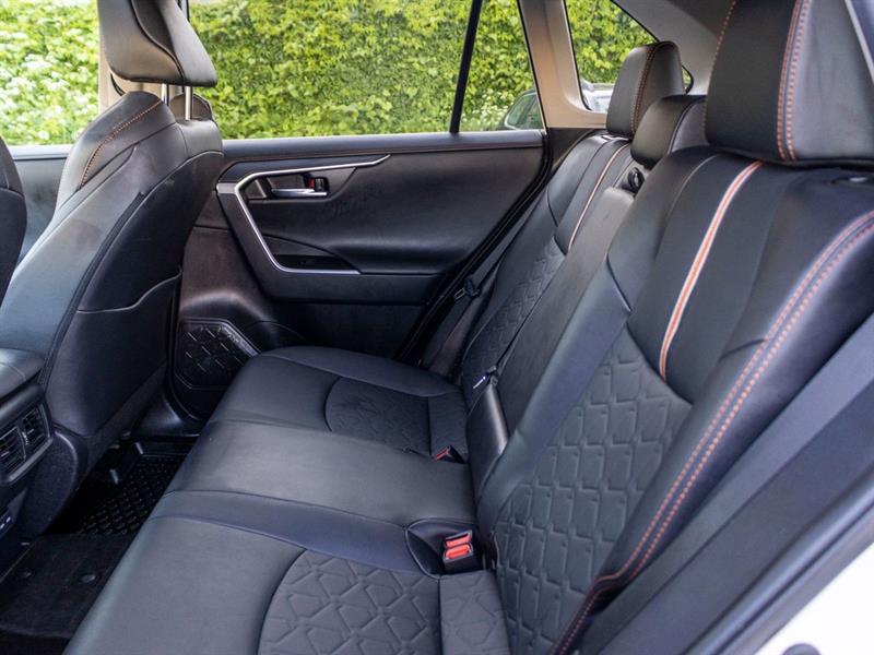 toyota RAV4 2022 - 32
