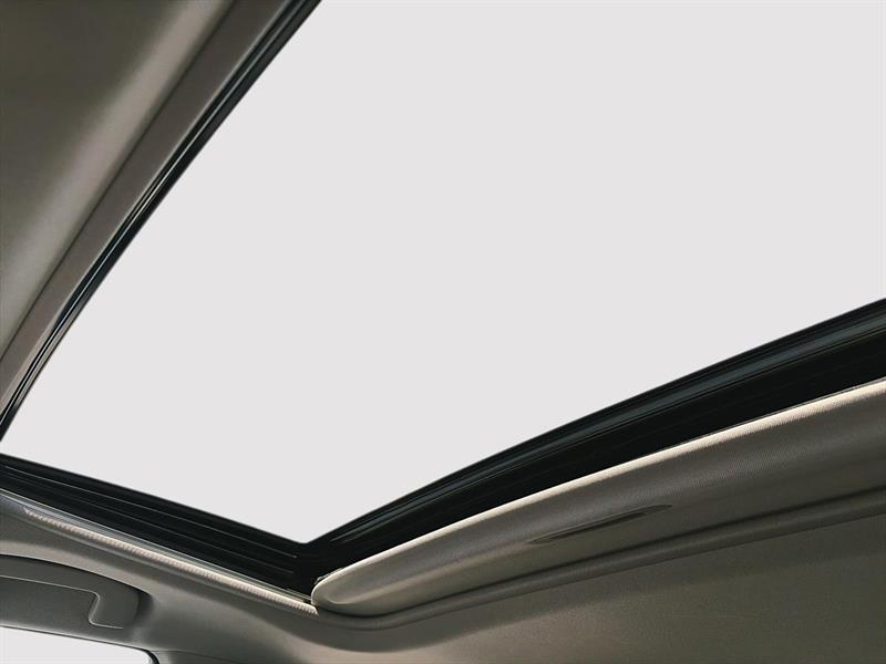 toyota Camry Hybrid 2020 - 22