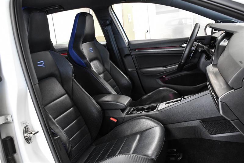 volkswagen Golf R 2022 - 16