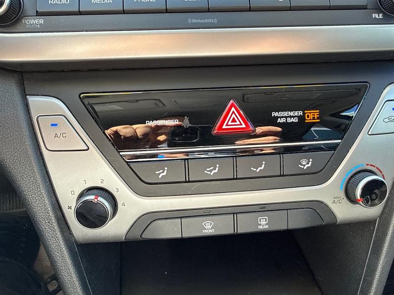 hyundai Elantra 2018 - 18
