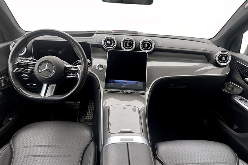 mercedes-benz GLC300 2025 - 7