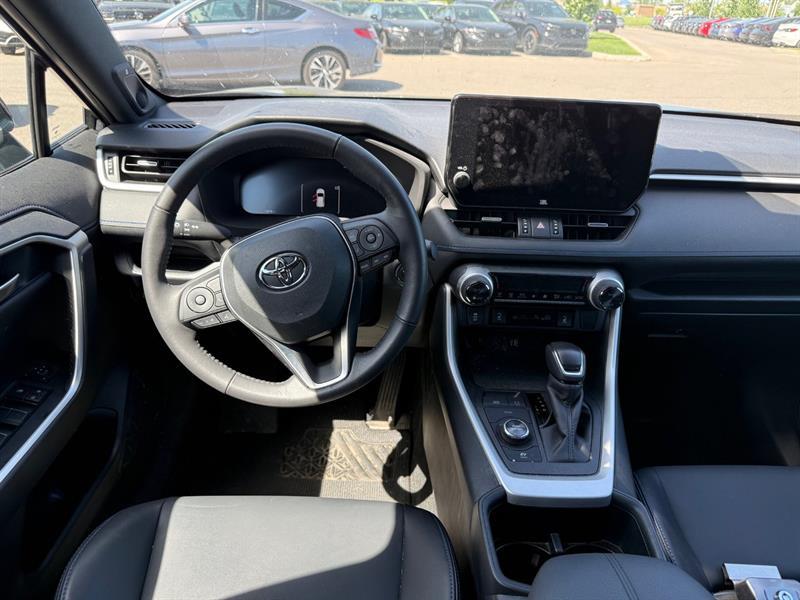 toyota RAV4 2025 - 11