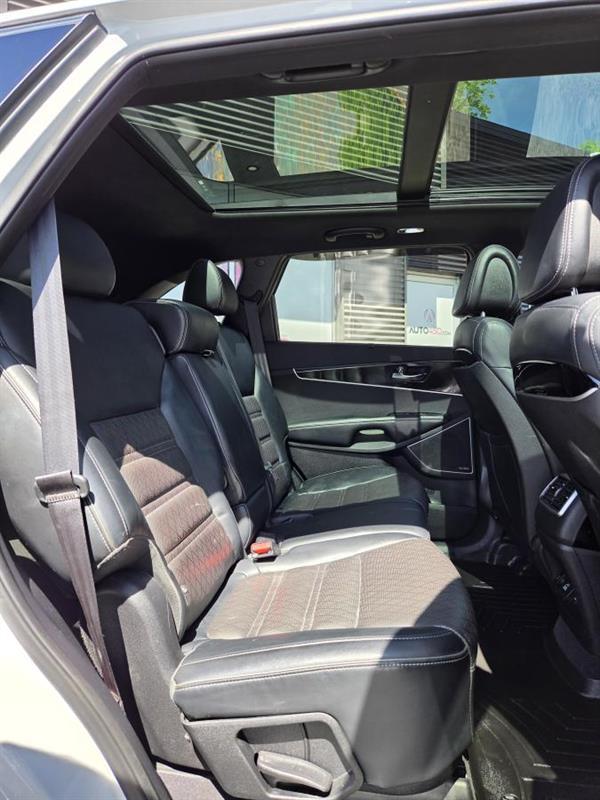 kia Sorento 2016 - 12