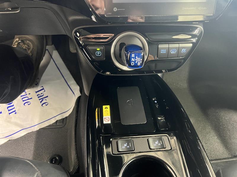 toyota Prius Prime 2022 - 13