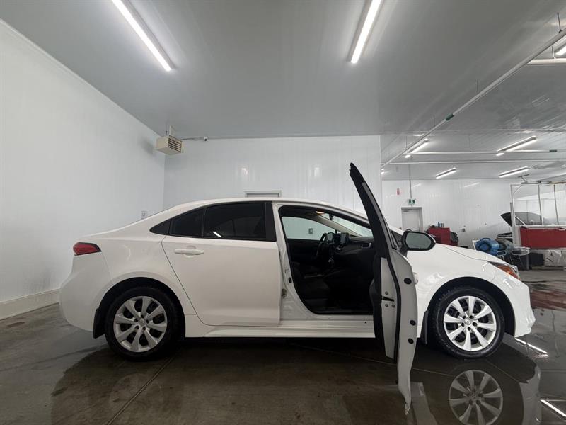 toyota Corolla 2022 - 9