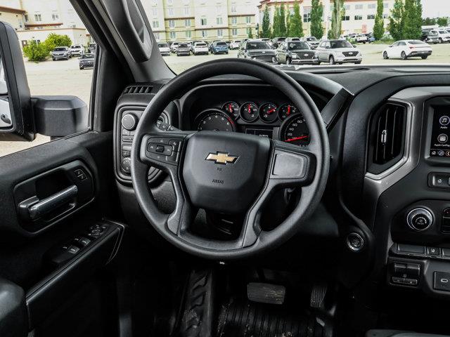 Chevrolet Silverado 3500HD 18