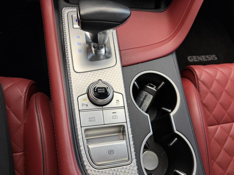 genesis G70 2023 - 18