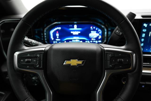 chevrolet Silverado 1500 2023 - 19
