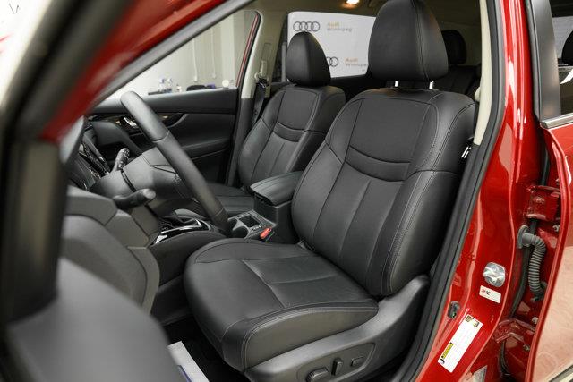 nissan Rogue 2019 - 24