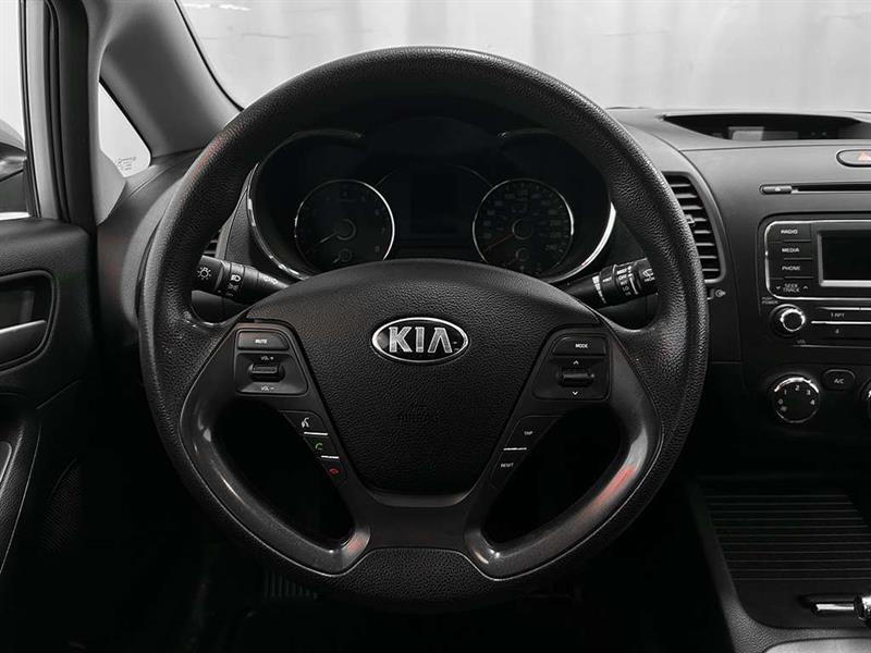 kia Forte 2015 - 13