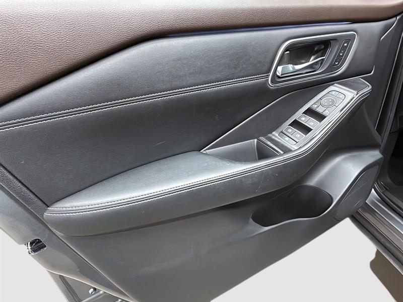 nissan Rogue 2023 - 24