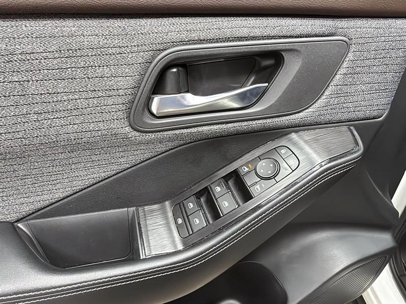 nissan Rogue 2023 - 21
