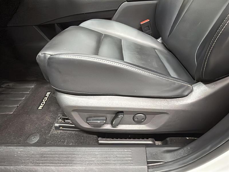 nissan Rogue 2023 - 25
