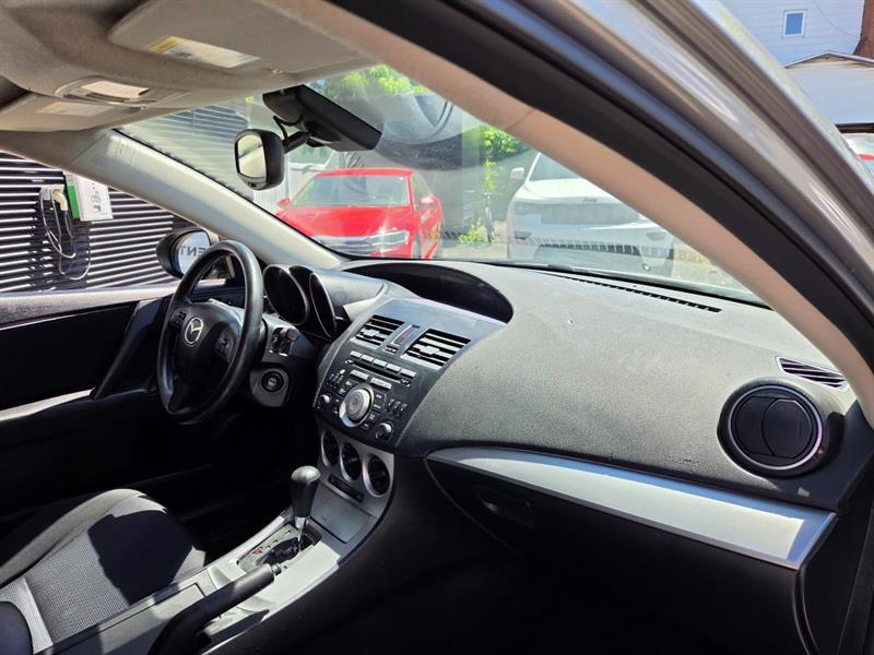 mazda Mazda3 2010 - 10