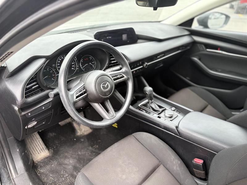 mazda Mazda3 2022 - 9