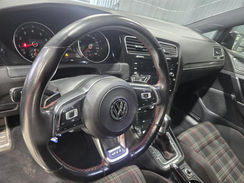 volkswagen Golf GTI 2018 - 17