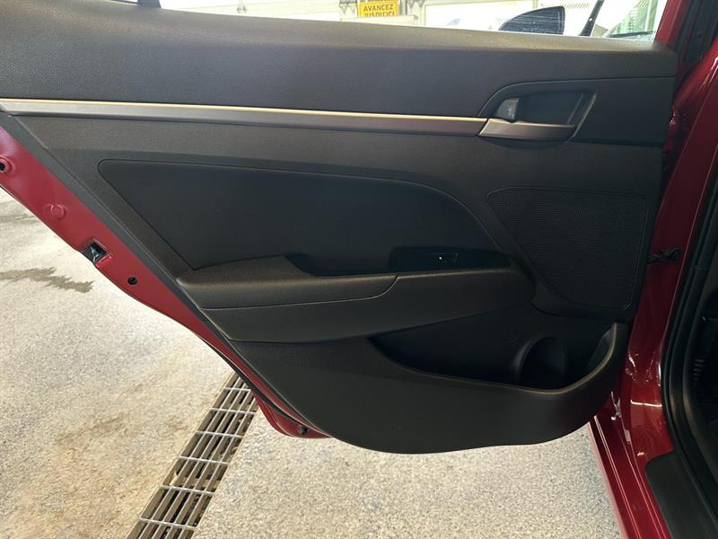 hyundai Elantra 2018 - 16