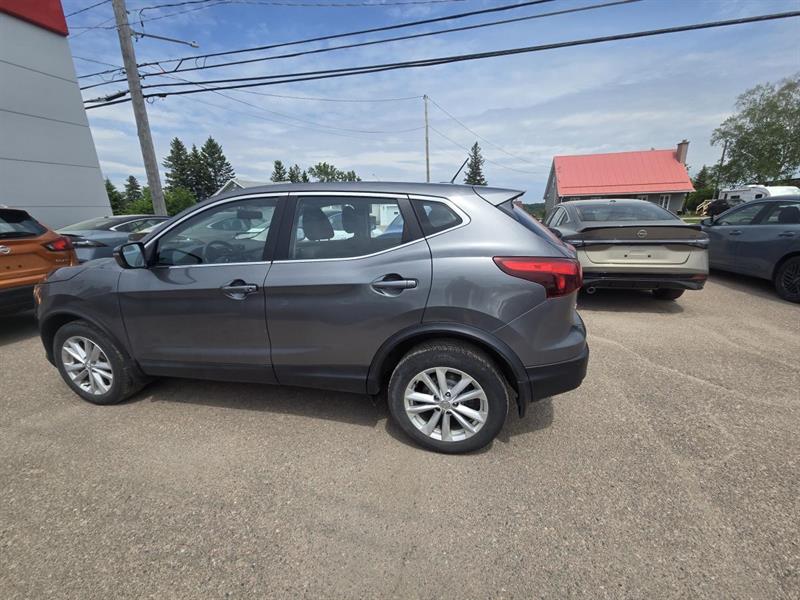 nissan Qashqai 2018 - 4