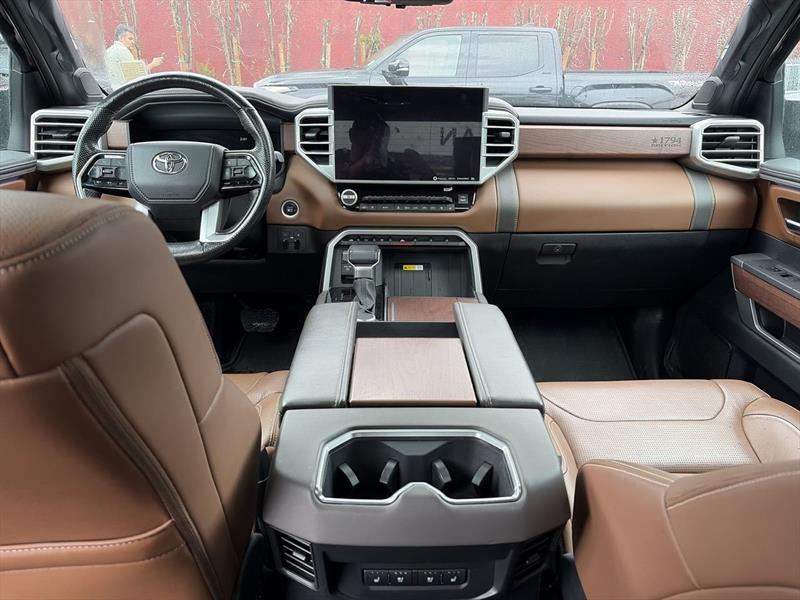 toyota Tundra 2022 - 28