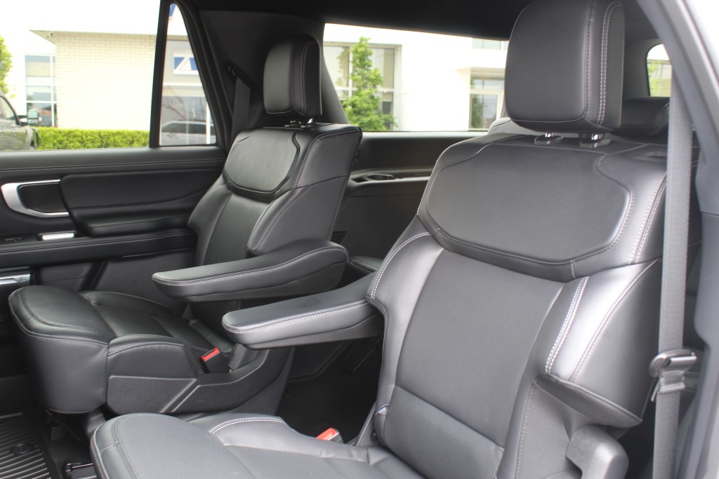 ford Expedition 2025 - 18